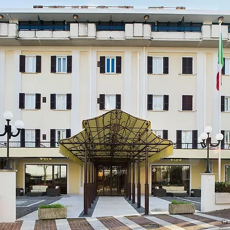 Le Fonti Grand Hotel 4*